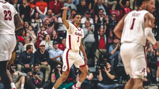 Rylan Griffen after made 3-pointer against Auburn